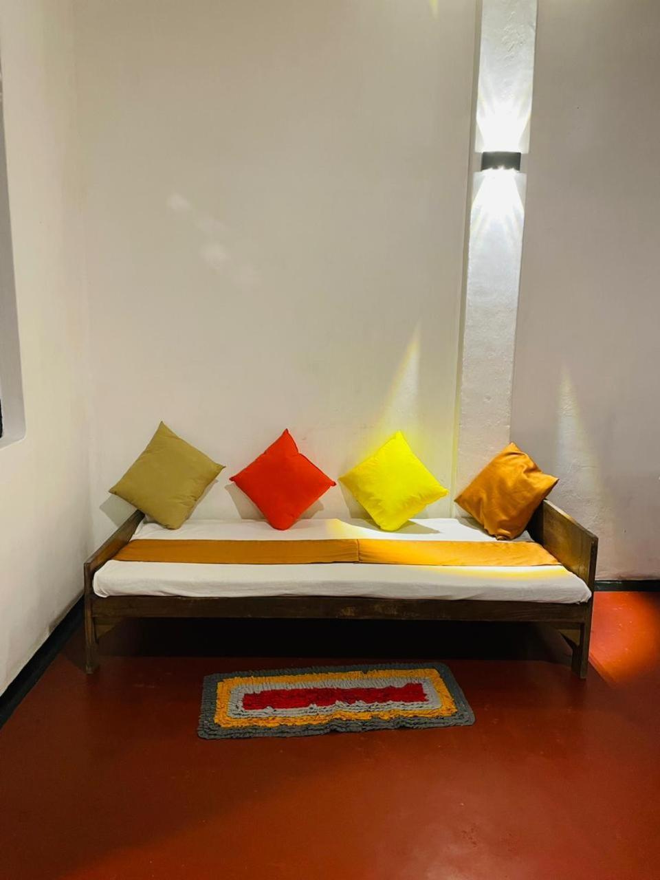 Ami place Hikkaduwa Exterior foto